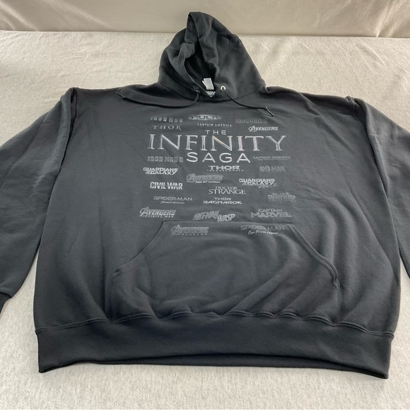 MEN’S MARVEL THE INFINITY SAGA LOGO SURROUND HOODED SWEATSHIRT SIZE: XL / BLACK - Picture 3 of 12